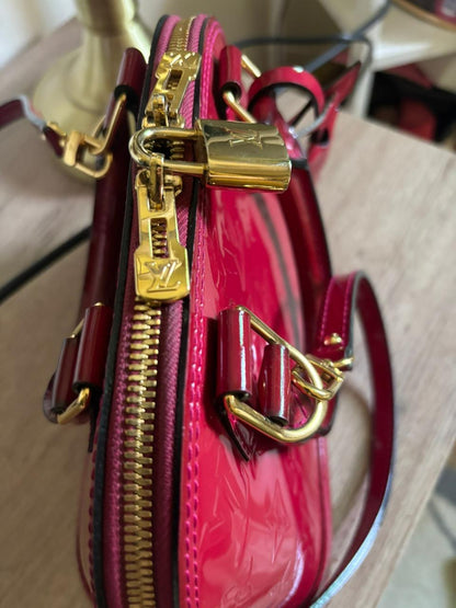 شنطة لويس فيتون مستعملة | Louis Vuitton Bag Used - Alma Collection