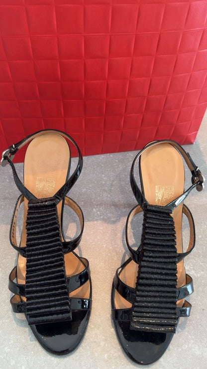 كعب سلفاتوري فيراغامو مستعمل | Salvatore Ferragamo Heels Used - size 39