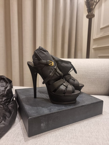 Saint Laurent Heels Like new - size 37