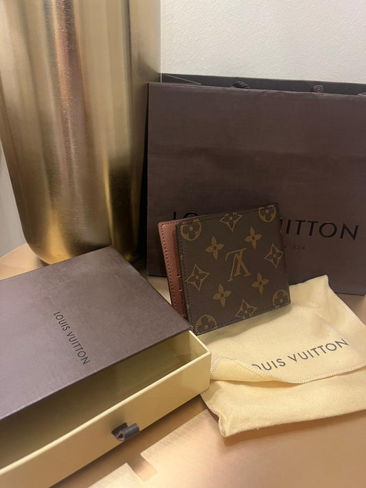 محفظة رجالية لويس فيتون كالجديدة | Louis Vuitton Wallet Like New
