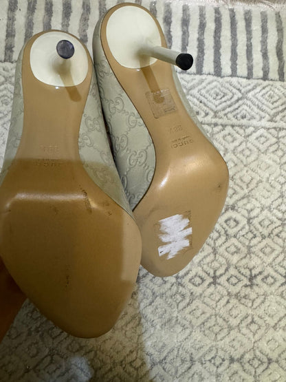 Gucci Heels Used - size 38.5