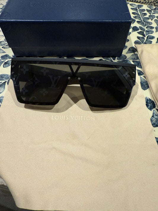 نظارة لويس فيتون كالجديدة | Louis Vuitton Sunglasses Like New