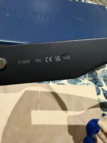 Louis Vuitton Sunglasses Like New