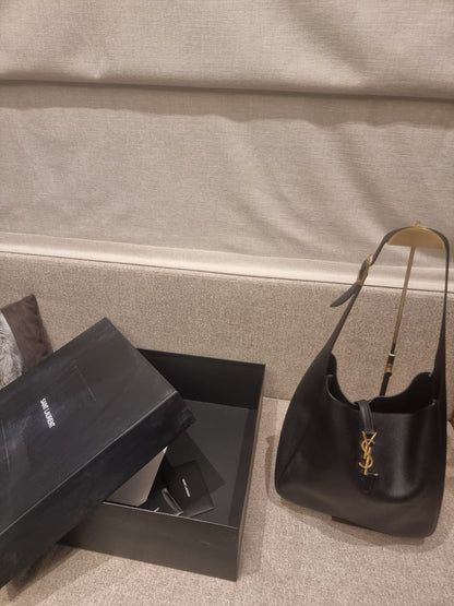 شنطة إيف سان لوران مستعملة | Saint Laurent Bag Used