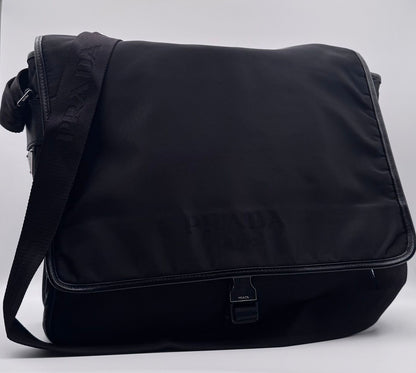 PRADA Laptop Bag Used - size 15 inch