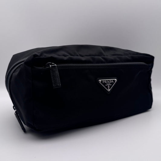 شنطة ميك اب برادا كالجديدة | PRADA Makeup Bag Used