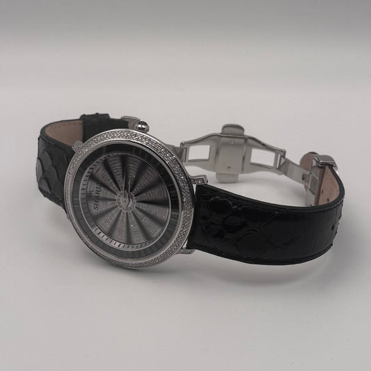 ساعة شارلي مرصعة بالاألماس مستعملة | SHARLY Watch full diamond Used - size 42
