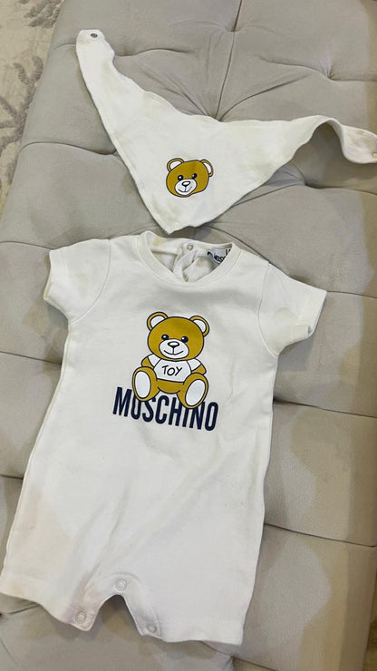 Moschino Baby Set Used - size 0-3 Months