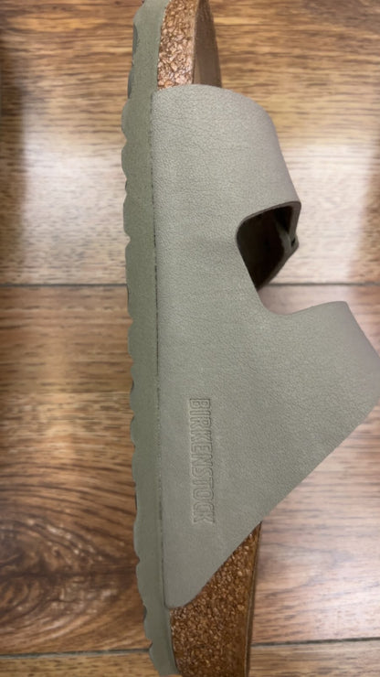 Birkenstock Sandals Used - size 36