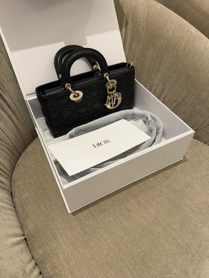 شنطة ديور استعمال مرتين فقط | Dior Bag Like New - size M