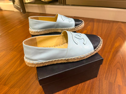 فلات شانيل مستعمل | Chanel Flat Used - size 39