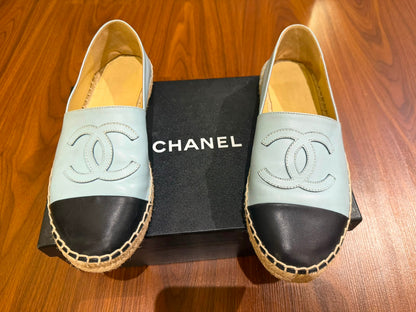 فلات شانيل مستعمل | Chanel Flat Used - size 39