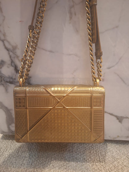 شنطة ديور مستعملة | Dior Bag Used - Diorama Collection