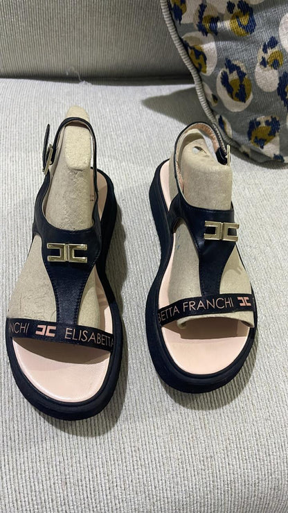 فلات اليزابيتا فرانكي جديد | Elisabetta franchi Flat New - size 36 fits 37