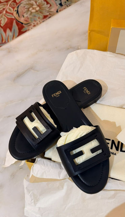 سليبر فندي مستعمل | FENDI Slipper Used - size 37.5