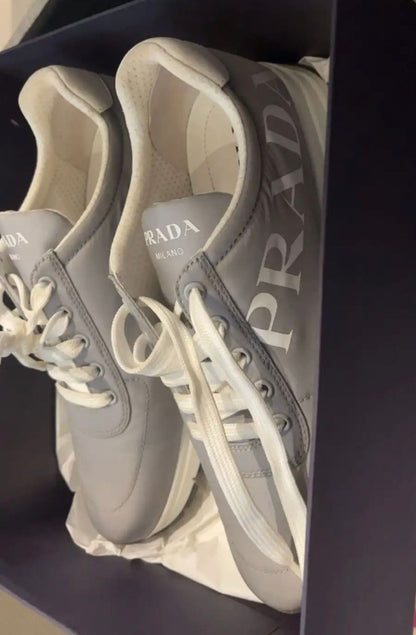 سنيكرز برادا اخت الجديدة | PRADA Sneakers Like New - size 40.5 fits 40