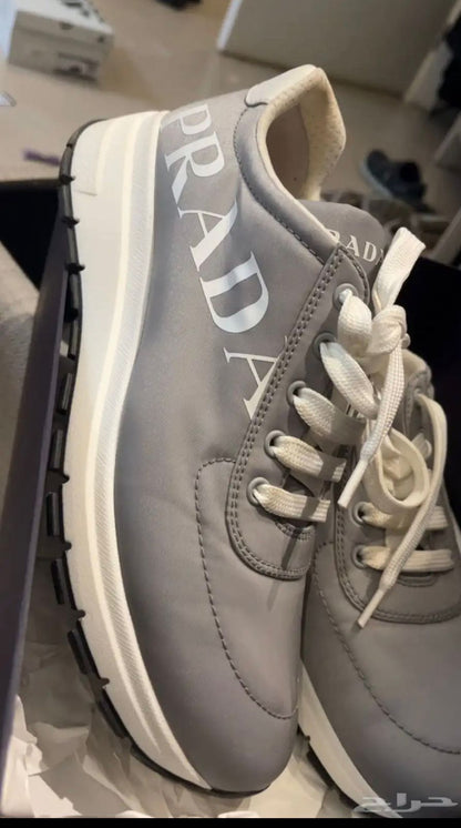 سنيكرز برادا اخت الجديدة | PRADA Sneakers Like New - size 40.5 fits 40