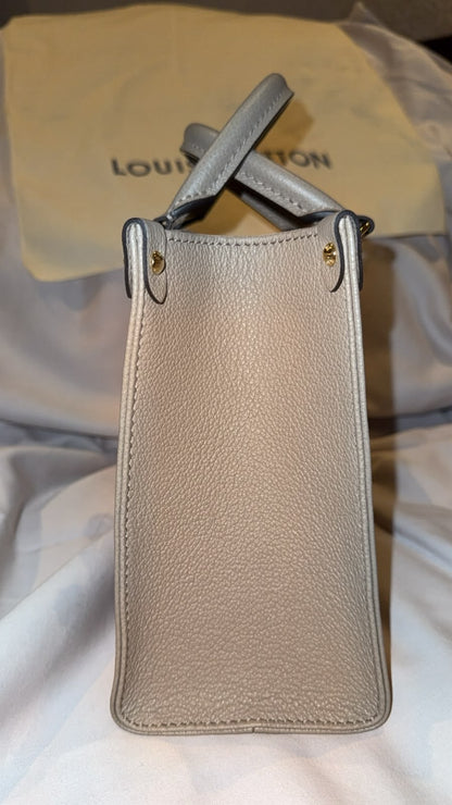 شنطة لويس فيتون اخت الجديدة تماما | Louis Vuitton Bag Like New - OnTheGo Collection size PM