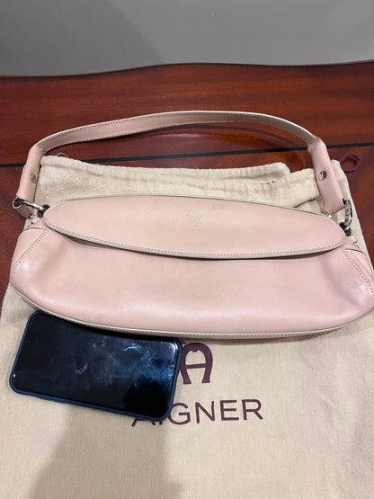 شنطة و محفظة اقنر مستعملة | AIGNER Bag & Wallet Used