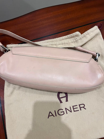 شنطة و محفظة اقنر مستعملة | AIGNER Bag & Wallet Used