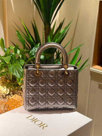 شنطة ليدي ديور اخت الجديدة | Dior Bag Like New