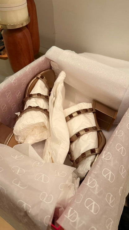 كعب فالنتينو جديد | Valentino Heels New - size 36.5