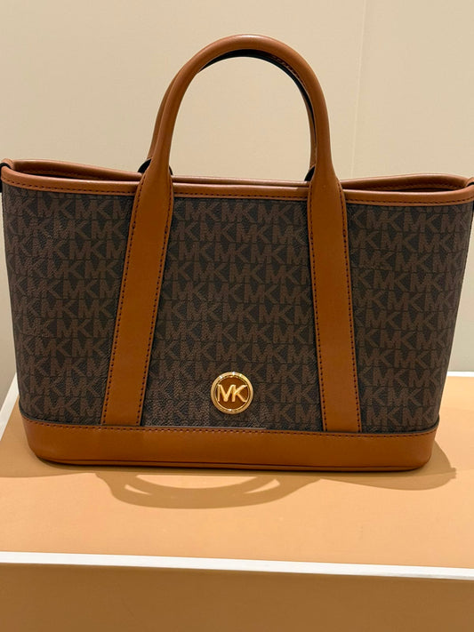 شنطة مايكل كورس اخت الجديدة | Michael Kors Bag Used