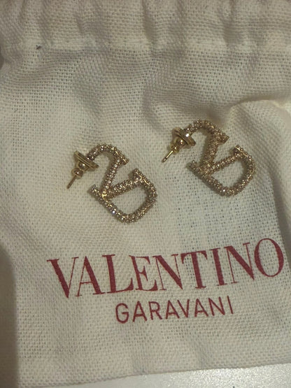 حلق فالنتينو بحالة الجديد | Valentino Earrings Like new