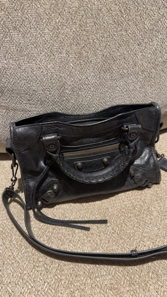 Balenciaga Bag Like New