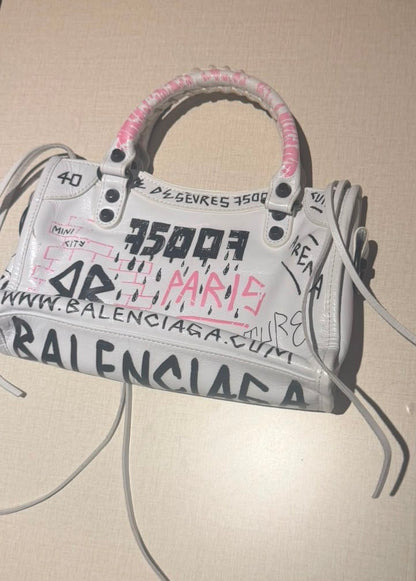 شنطة بالنسياغا مستعملة | Balenciaga Bag Used