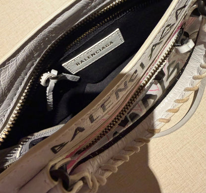 شنطة بالنسياغا مستعملة | Balenciaga Bag Used
