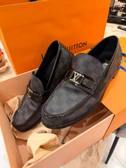 فلات رجالي لويس فيتون استعمال مرة فقط | Louis Vuitton Flat Used Once - size 10.5/44.5