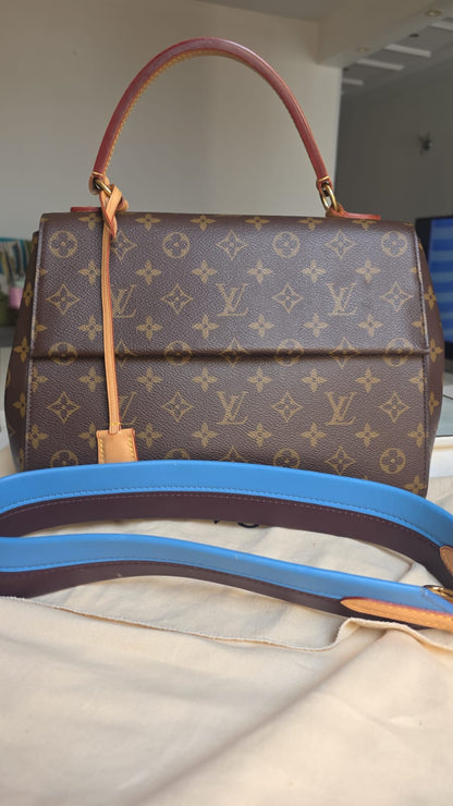 Louis Vuitton bag Like New