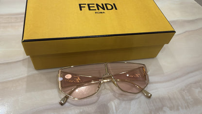 نظارة فندي صيفية لمتيد اديشن مستعملة | FENDI Sunglasses Used