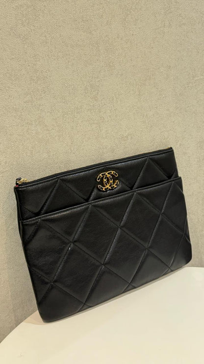 باوتش شانيل | Chanel Pouch