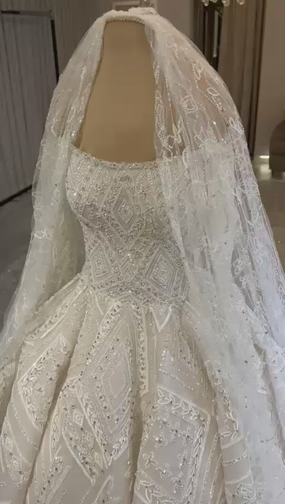 EZRA COTURE Bridal Dress+ Viel New - size S