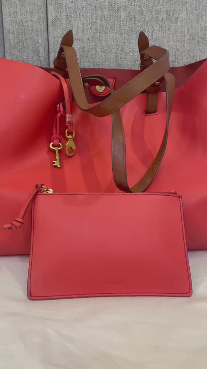 FOSSIL Bag with makeup bag inside Used