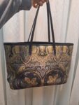 شنطة ايترو Etro