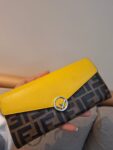 شنطة كروس فندي FENDI