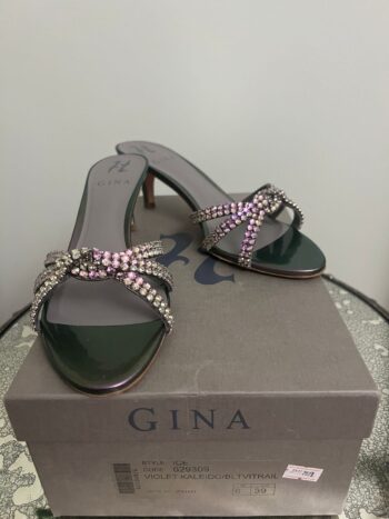 هيلز جينا Gina