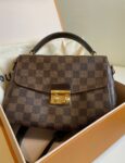 شنطة لويس فيتون LV
