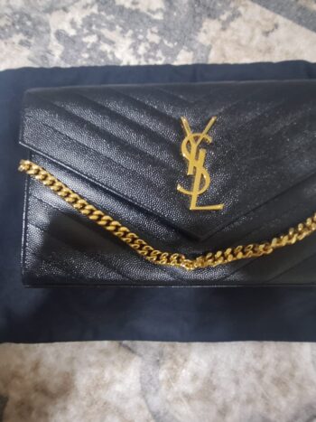 شنطة سانلوران Saint Laurent