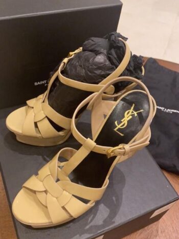 هيلز سانلوران Saint Laurent