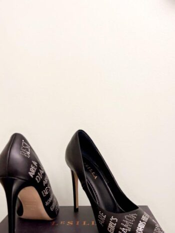 شوز هيلز La silla