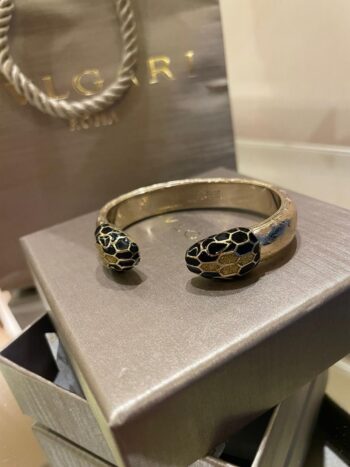 اسوارة بولقري BVLGARI