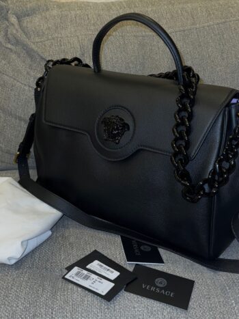 شنطة فرزاتشي VERSACE