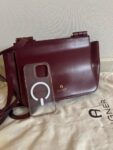 شنطة اقنر Aigner