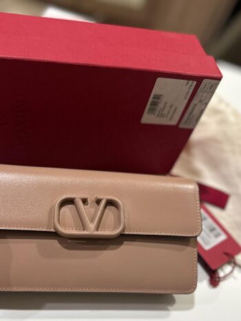 شنطة فالنتينو VALENTINO