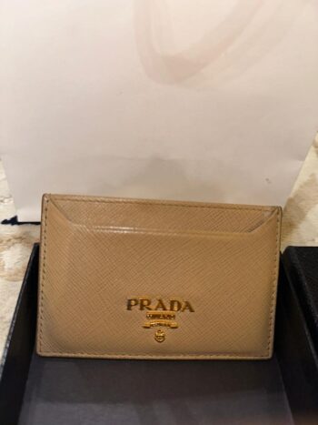 كارد هولدر برادا PRADA