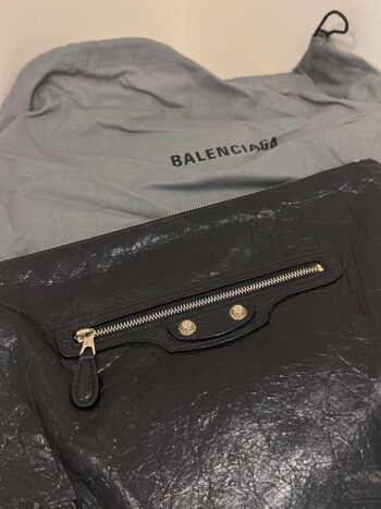 باوتش بلنسياقا Balenciaga